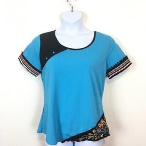 Boho Top Embroidered Pompom Rickrack Trim Cute Floral Blue Embroidered NWT SZ L